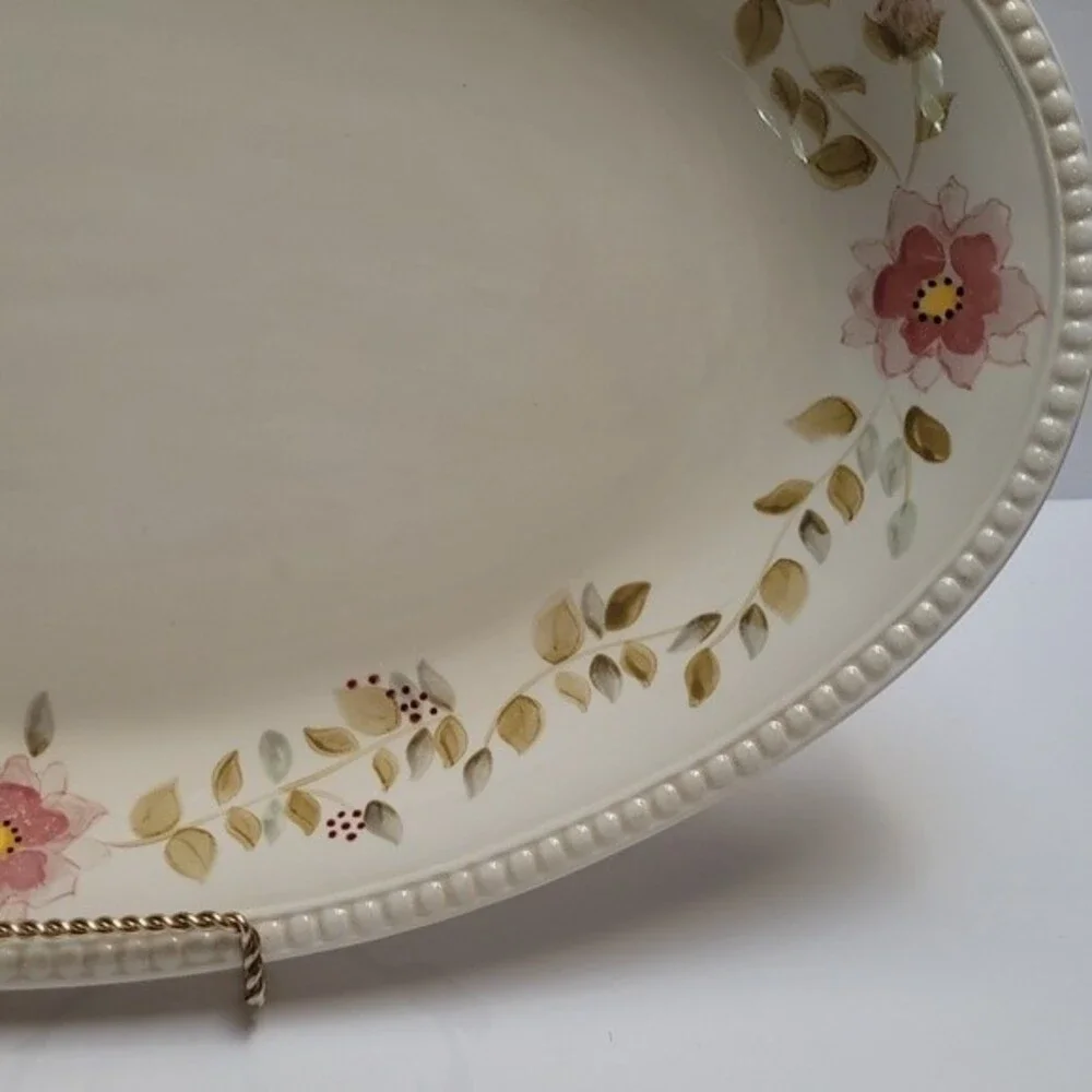 VTG Tabletops Gallery Tara Bouquet 18” Floral Serving Platter Hand Painted